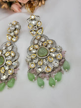 Load image into Gallery viewer, Alishba earrings - Mink
