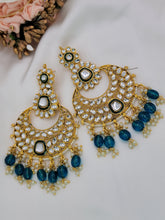 Load image into Gallery viewer, Ana earrings - Teal blue
