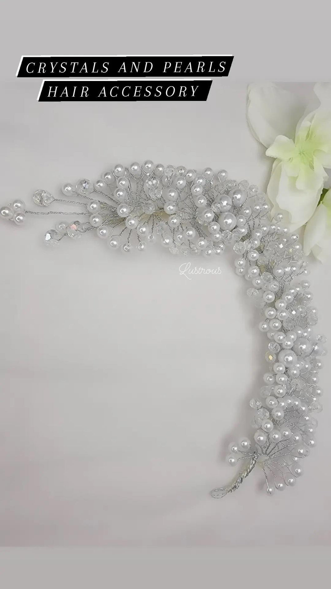 Pearls and crystals hair accessory